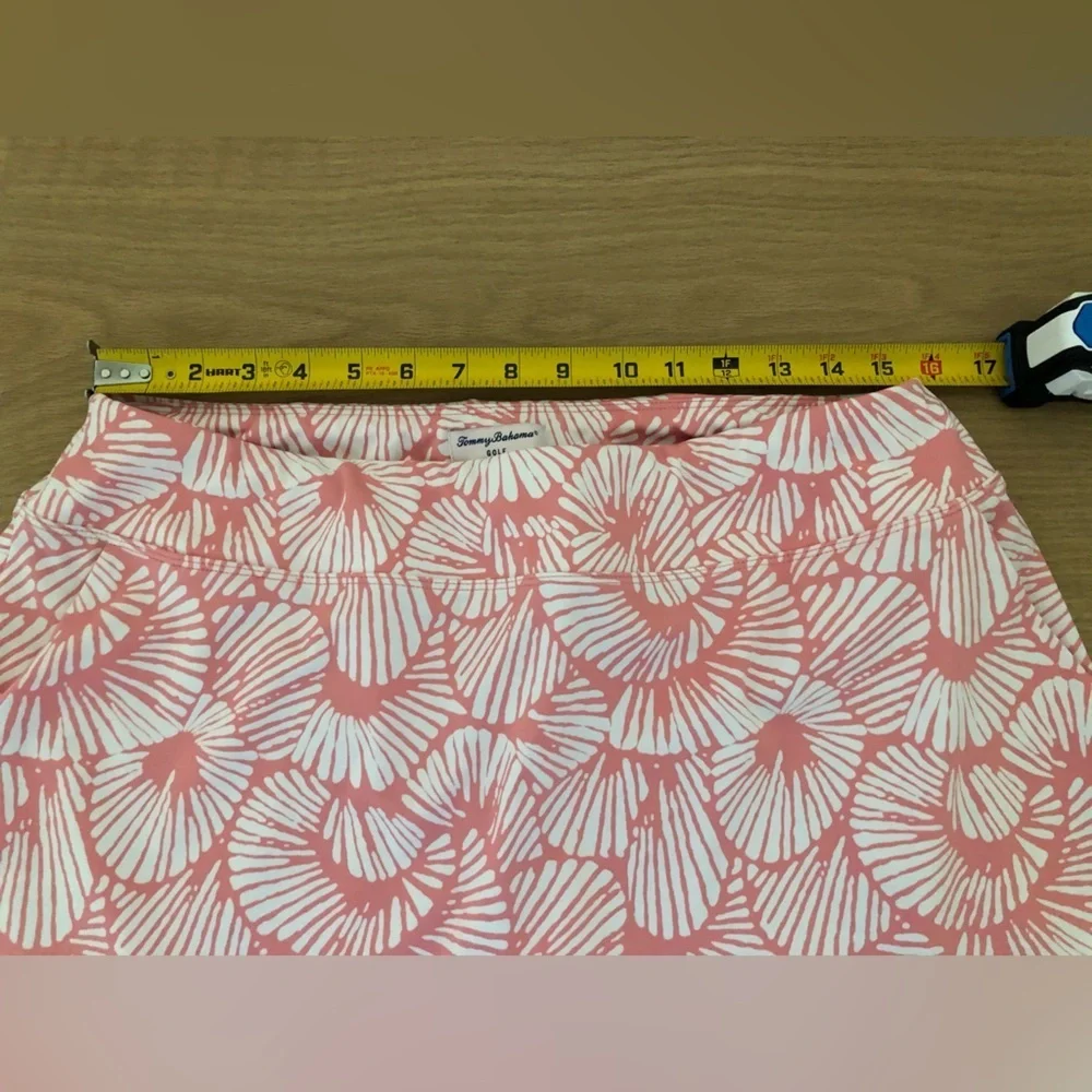 Tommy Bahama golf|Coral white shell skort•••Golf, tennis,pickleball—athletic - Picture 9 of 11